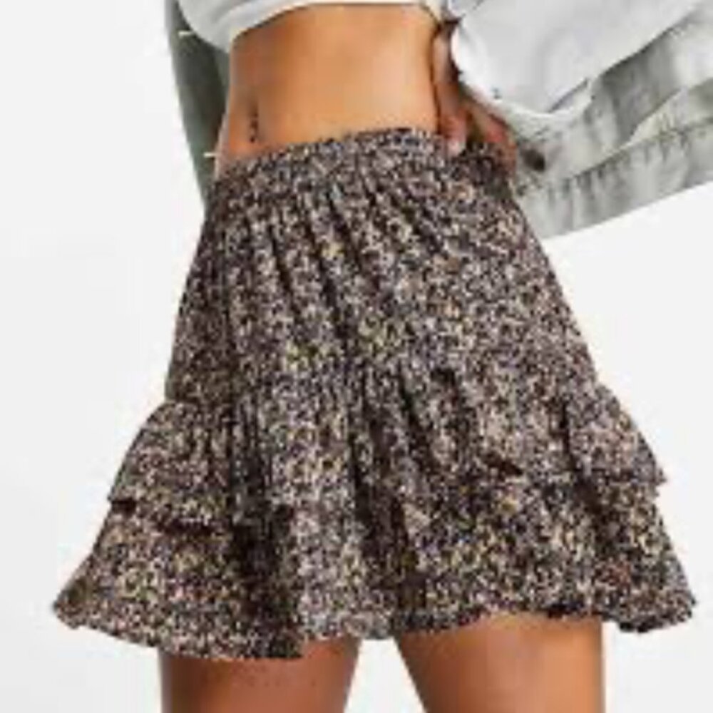Streetwear Society Tiered Mini Skirt-Boho Aesthetic -Size M